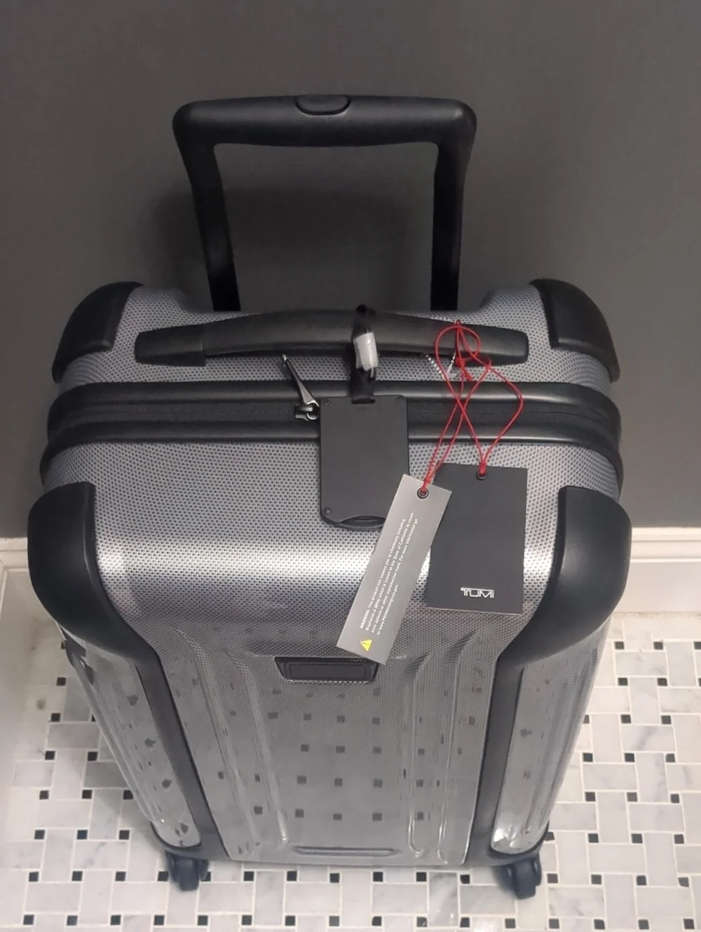 TUMI Vapor International 22